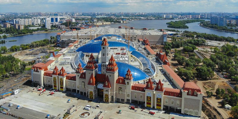 Новая жизнь промзоны и крупнейший в Европе парк развлечений: главные строительные проекты Москвы