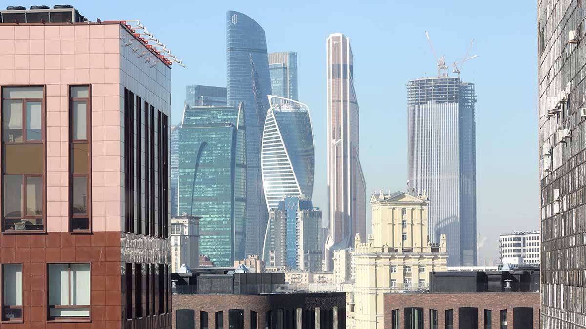 Выручка предприятий торговли и услуг в Москве выросла в марте на 40 процентов