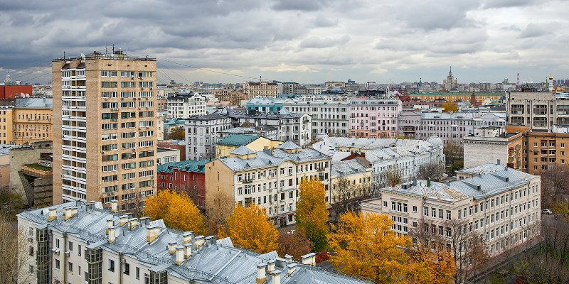 Мягкая кровля и мауэрлаты: как ремонтируют крыши московских домов